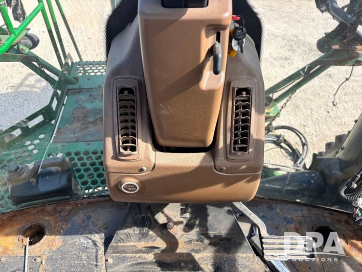 2014-john-deere-4940-image-108