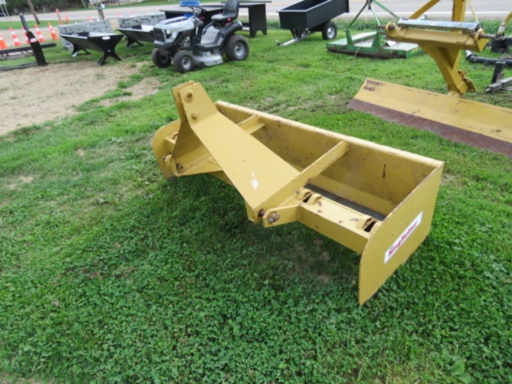 king-kutter-5-ft-3pt-hitch-box-blade-image-1