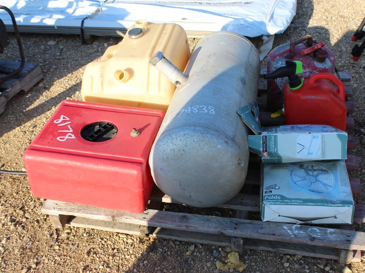 #8178-•-pallet-of-fuel-tanks-image-1