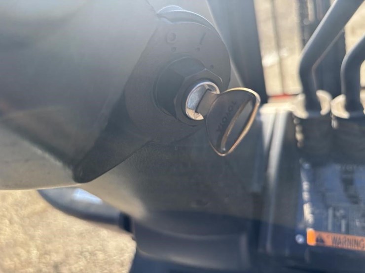2018-toyota-8fgcu15-image-22