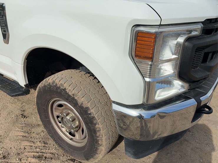 2021-ford-f250-image-2
