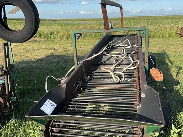 14’-220-potato-conveyor-image-5