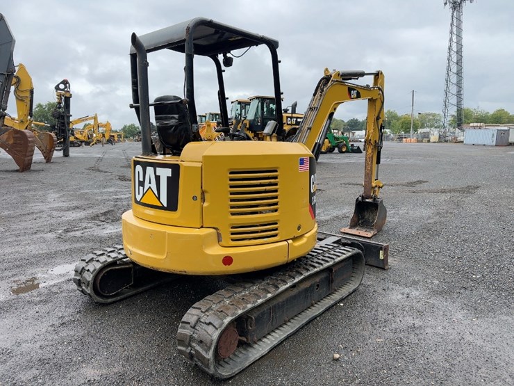 2016-caterpillar-304e2-cr-image-5