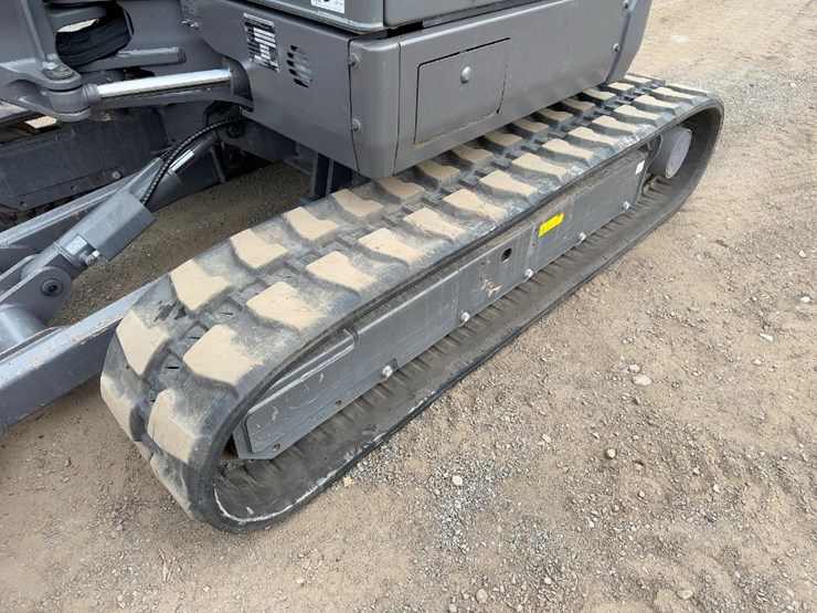 2023-volvo-ecr50f-mini-excavator-image-24