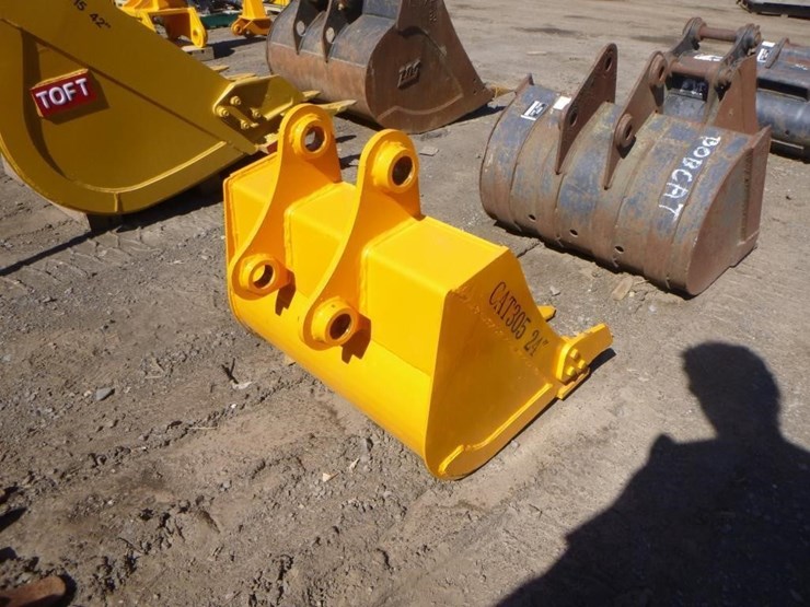 caterpillar-305-image-3