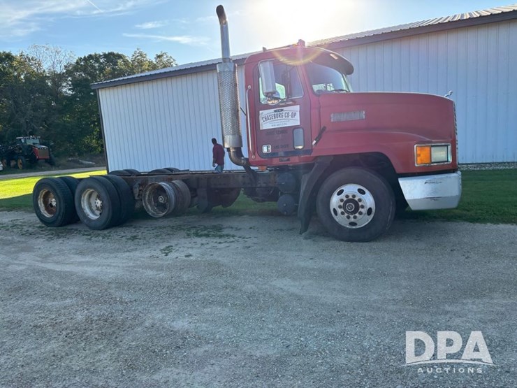 mack-ch613-image-15