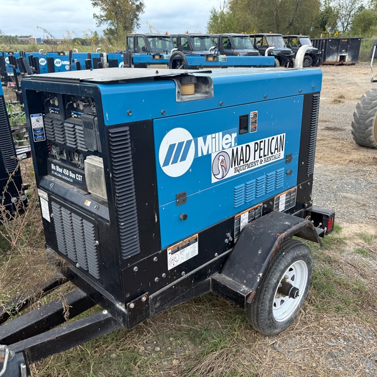 #682 • 2023 MILLER BIG BLUE DUAL 450’s!