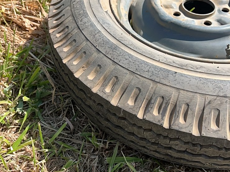 one-brand-new-6.00/14-bias-ply-light-truck-tire-mounted-on-rim-image-16