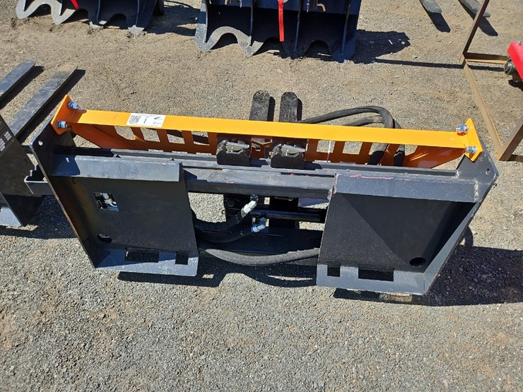 landhonor-42"-hyd-positioning-forks-image-3
