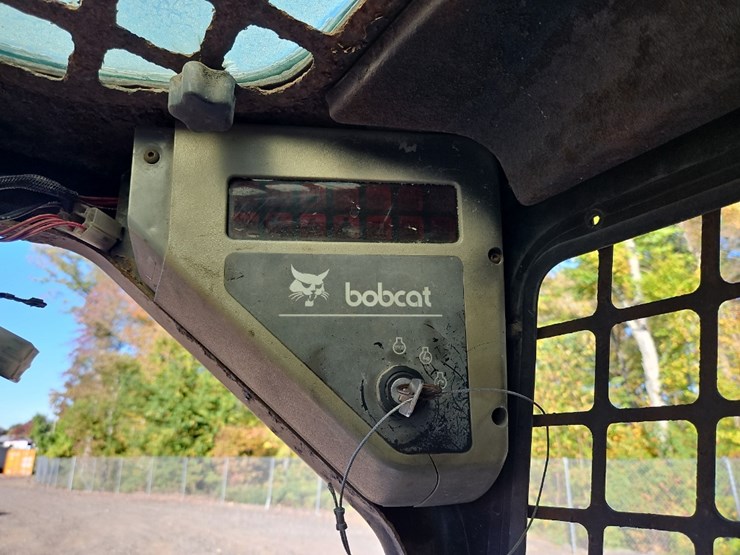 2000-bobcat-864-image-18