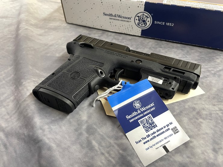 #4018-•-smith-&-wesson-equalizer-with-laser,-sn:-ekf5103-image-4