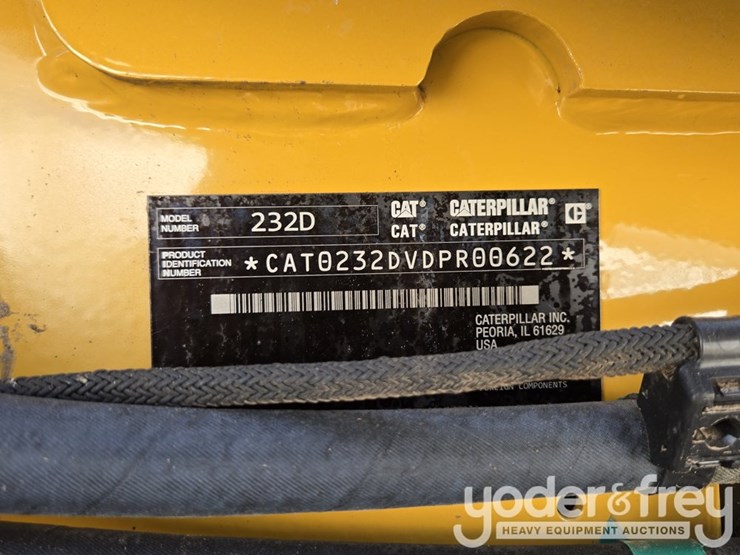 2016-caterpillar-232d-image-46