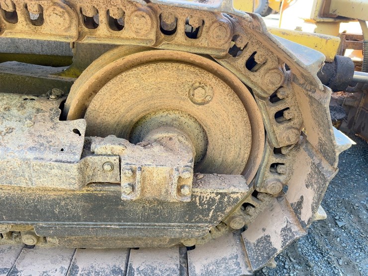 1996-caterpillar-d3c-xl-image-15
