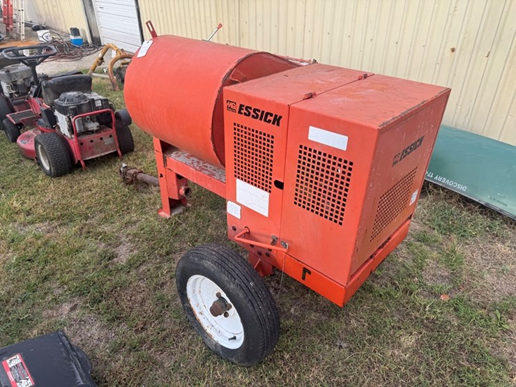 multiquip-essick-towable-concrete-mixer-model-em-70-image-4