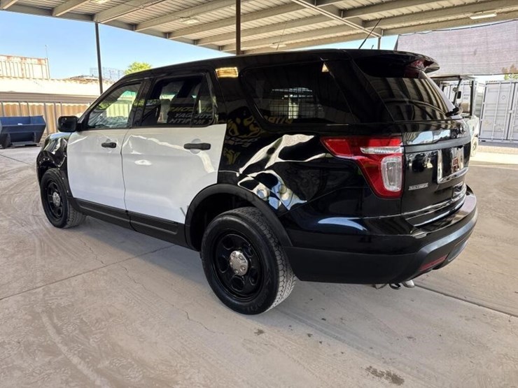 2014-ford-explorer-image-5