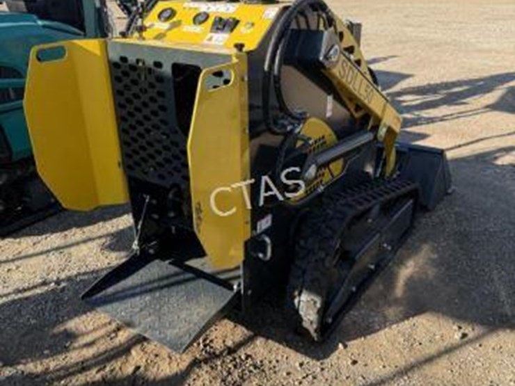 #53-•-mini-skid-steer-loader---gas---model:sdll50-image-3