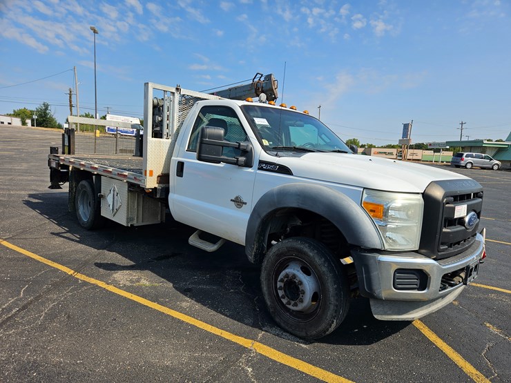 2011-ford-f450-image-26