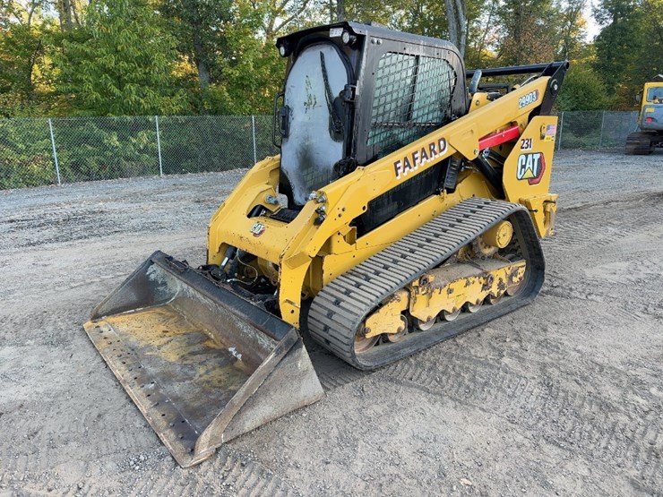 2023-caterpillar-299d3-image-1