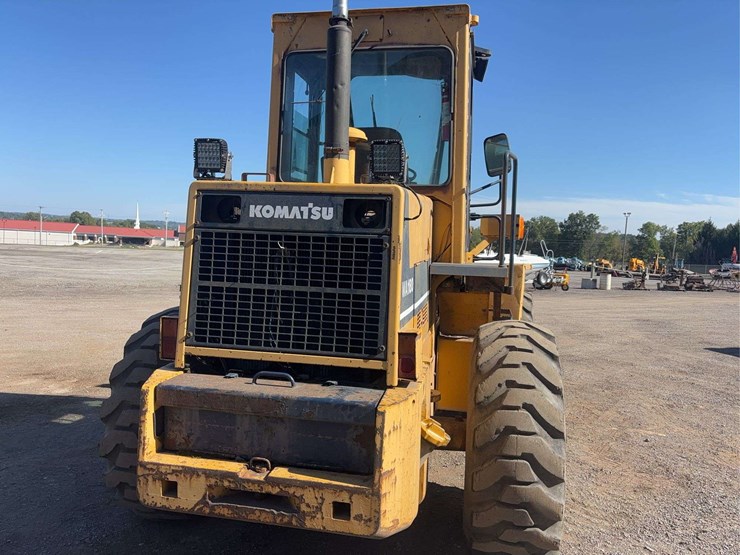 komatsu-180-wheel-loader-image-14