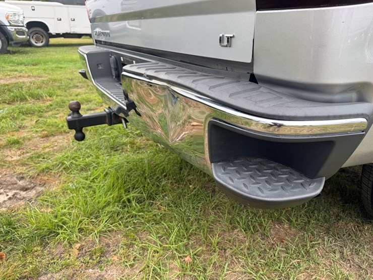 2015-chevrolet-silverado-1500-lt-image-5