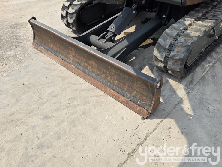 2021-bobcat-e35-image-12