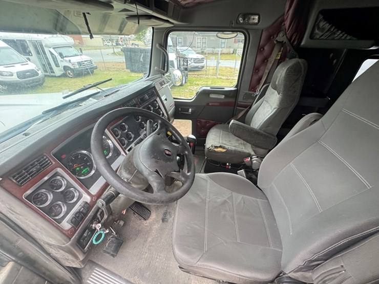 2007-kenworth-w900-image-5