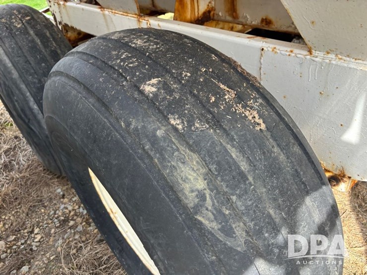 dry-spreader-buggy-(dr12304-unit-#52)-image-15