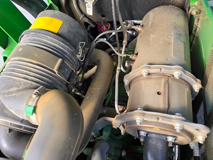 john-deere-4044r-image-59