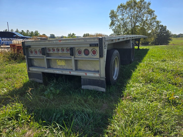2007-reitnouer-flatbed-image-17