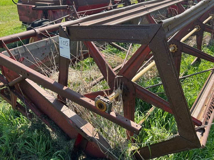 400-versatile-swather,-been-sitting,-not-running-image-2