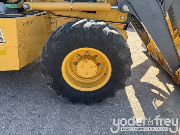 deere-310sl-image-11