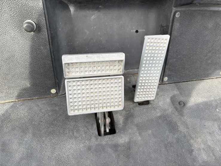 yamaha-utility-cart-image-16