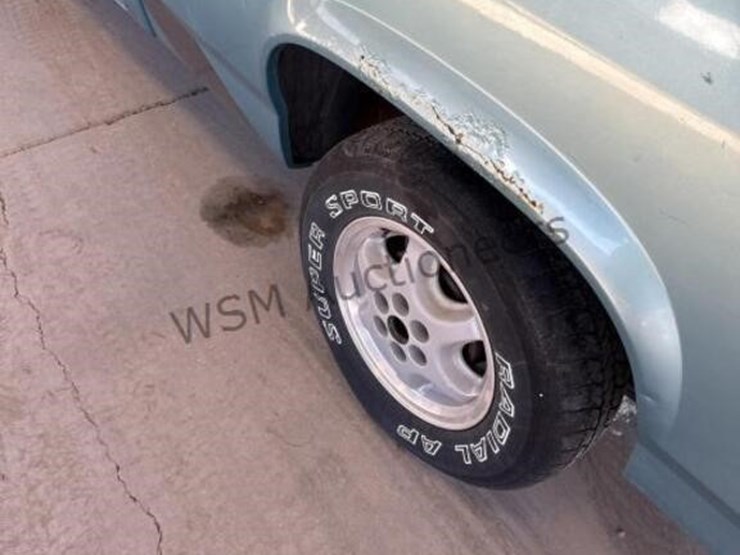 1995-dodge-dakota-image-10