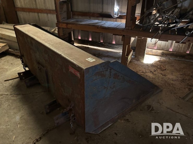 arrow-bucket-(dr12298)-image-1