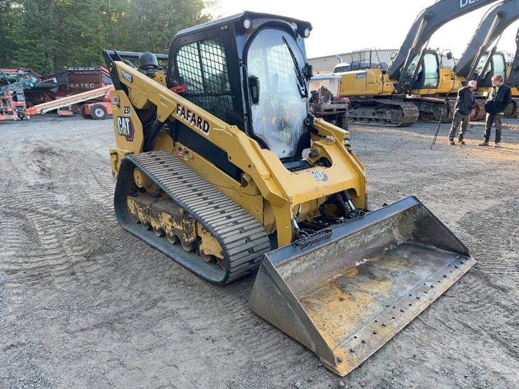 2023-caterpillar-299d3-image-7