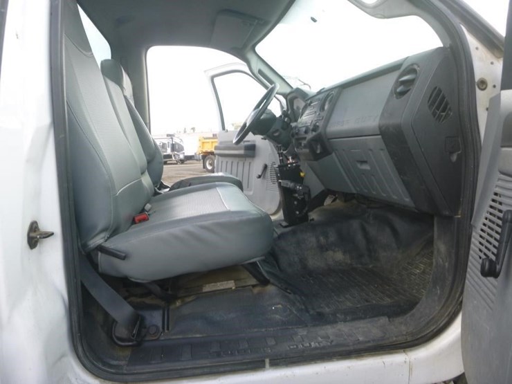 2015-ford-f750-image-14