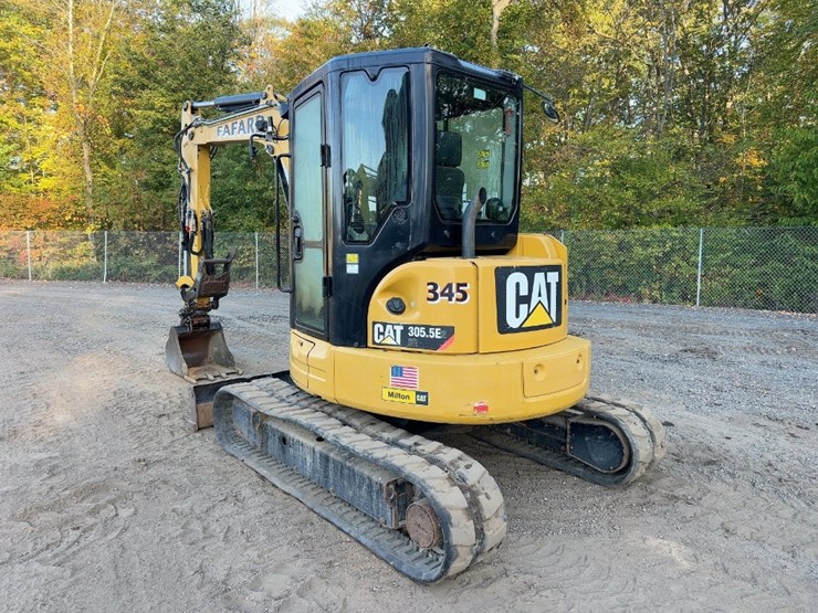 2018-caterpillar-305-image-3