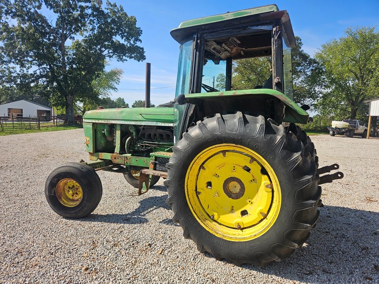 john-deere-3040-image-9
