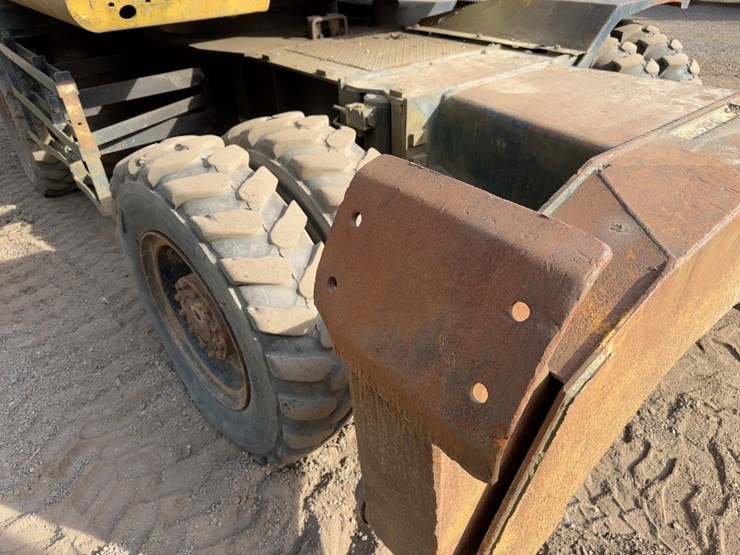 1993-deere-595d-image-18