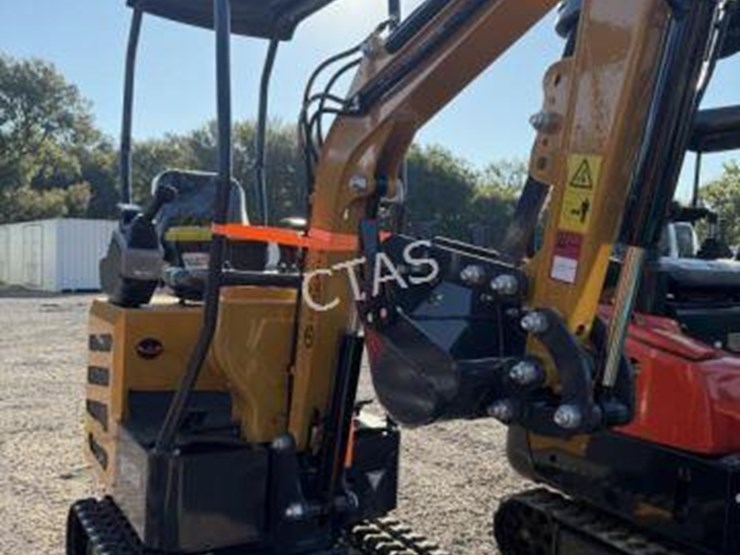 #57-•-mini-excavator--gas---model:-mx12rx-image-2