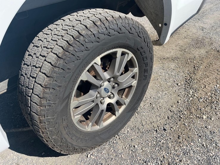 2018-ford-f150-xlt-image-14