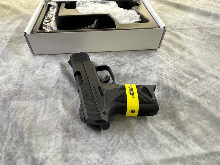 #4017-•-ruger-security-9-compact,-sn:-388-27245-image-5