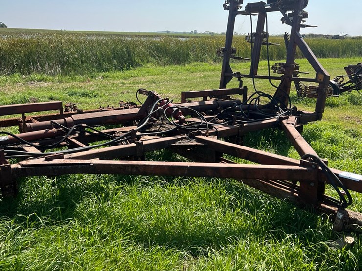 28’-chisel-plow-image-4
