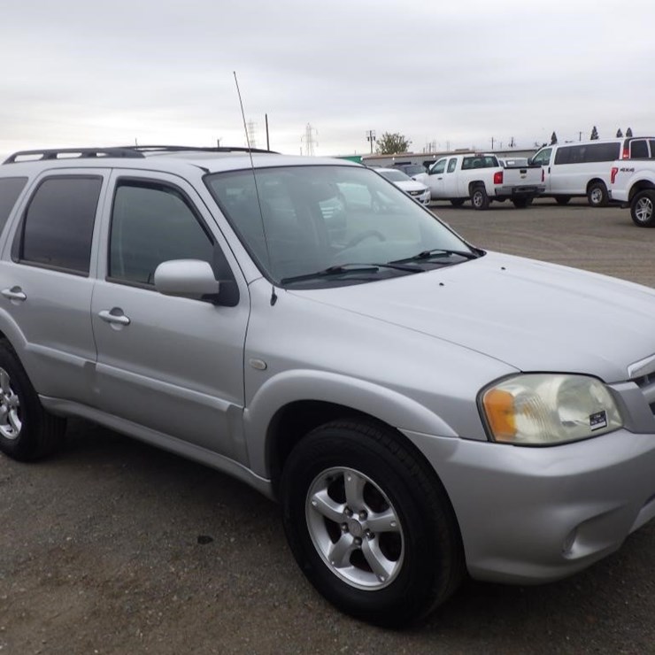 2005 MAZDA TRIBUTE