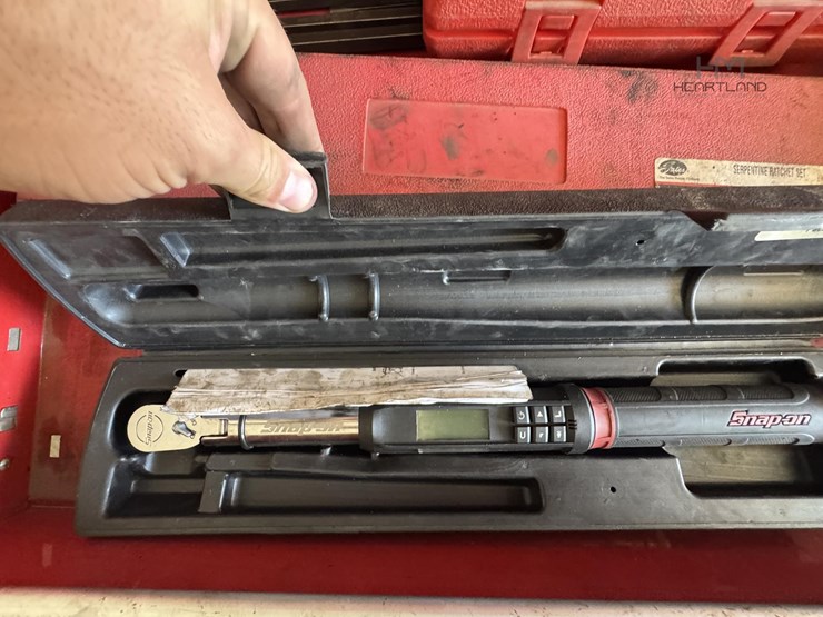 matco-rolling-tool-box-w/sktools-top-chest--fully-matco-rolling-tool-box-w/sktools-top-chest--fully-image-26