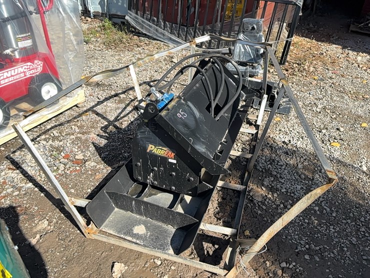 new-pabreak-pc463-72in.-plate-compactor-skid-steer-attachment-image-1