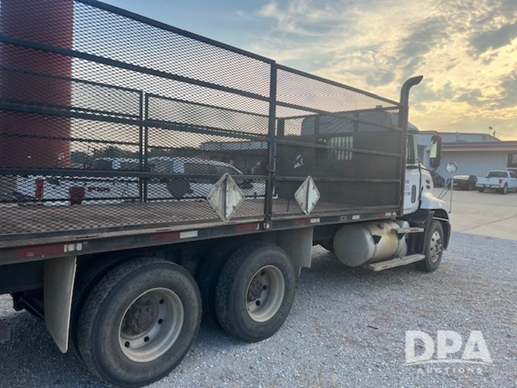 2000-mack-flatbed-truck-(dr12213-unit-9029)-image-3