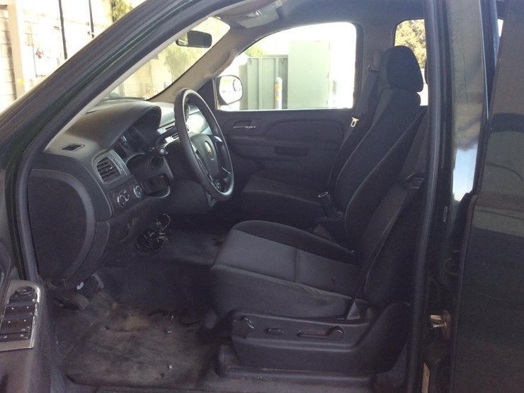 2014-chevrolet-tahoe-image-9