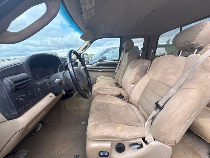 ford-f250-xlt-image-13