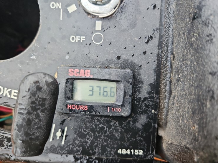 scag-cheetah-zero-turn-mower-image-12